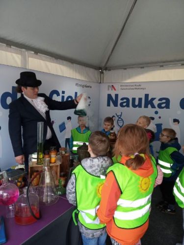 festiwal nauki007.jpg