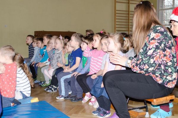 teatrzyk kameleon 019.jpg